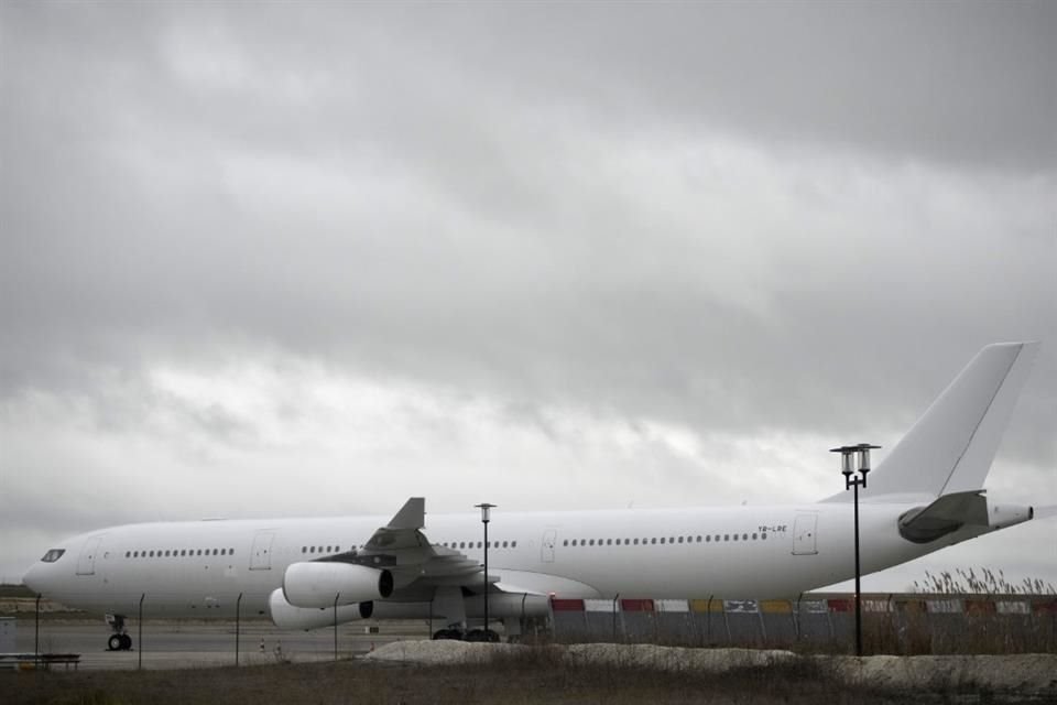 Un avión con 300 ciudadanos indios fue retenido en el aeropuerto de Vatry, el 23 de diciembre del 2023.