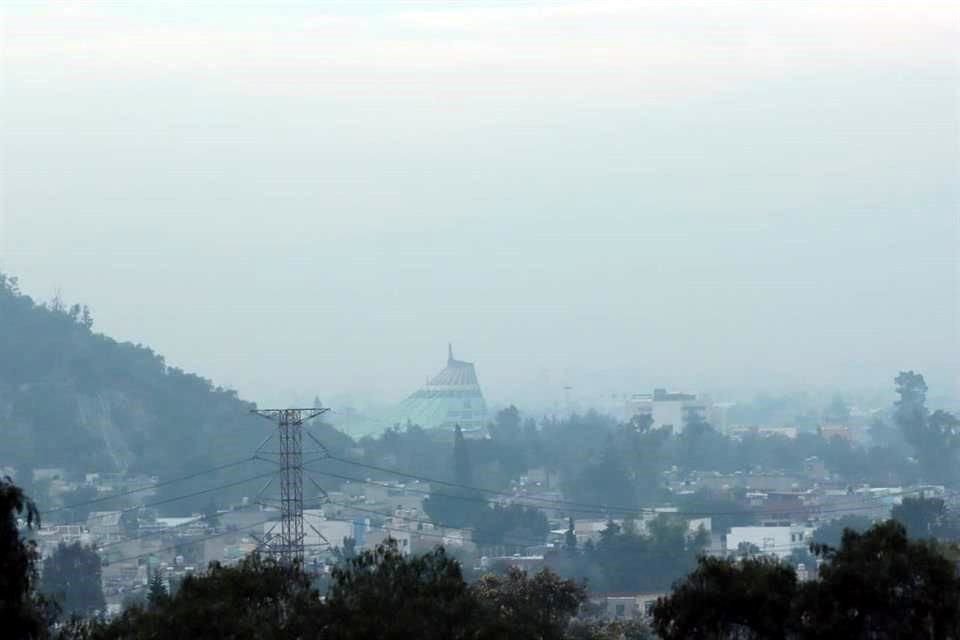 Esta navidad, la CDMX amaneció con calidad de aire extremadamente mala, informó Simat; al momento no se ha declarado contingencia ambiental.