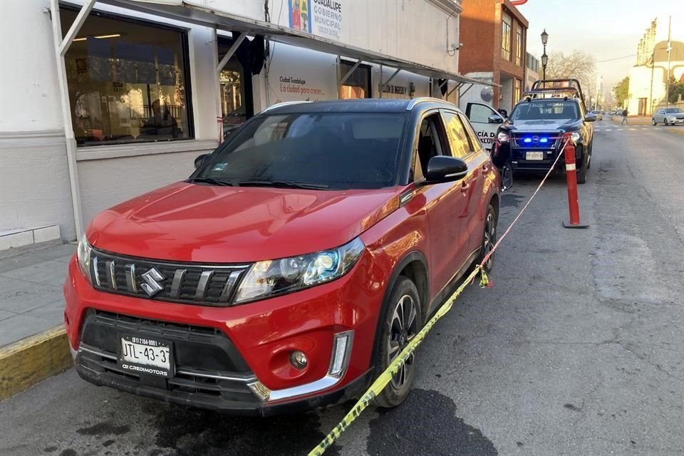 La camioneta es marca Suzuki y con placas del Estado de Jalisco.