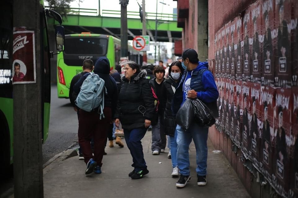 Titular de Semovi presumió las rutas alternas de transporte para contener la falta del Metro y aseguró que el tiempo de Agrícola Oriental a Lázaro Cárdenas era de sólo 23 minutos.