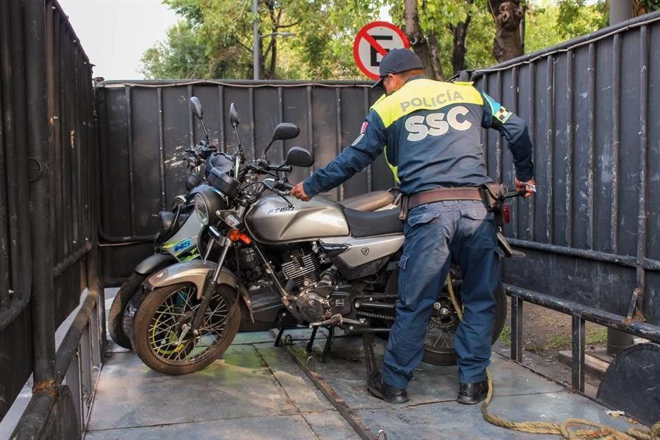 Además de 4 mil 197 remisiones de motocicletas a depósitos vehiculares.