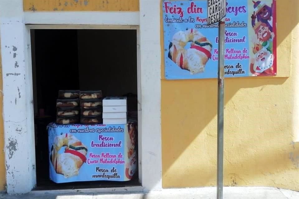 Algunos vendedores de roscas esperaron hasta tener un comunicado oficial sobre la situación en este municipio para instalar o abrir sus comercios, y esto mismo ocurrió con los habitantes.