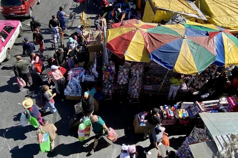 Otros ayudantes optan por el Mercado Sonora.