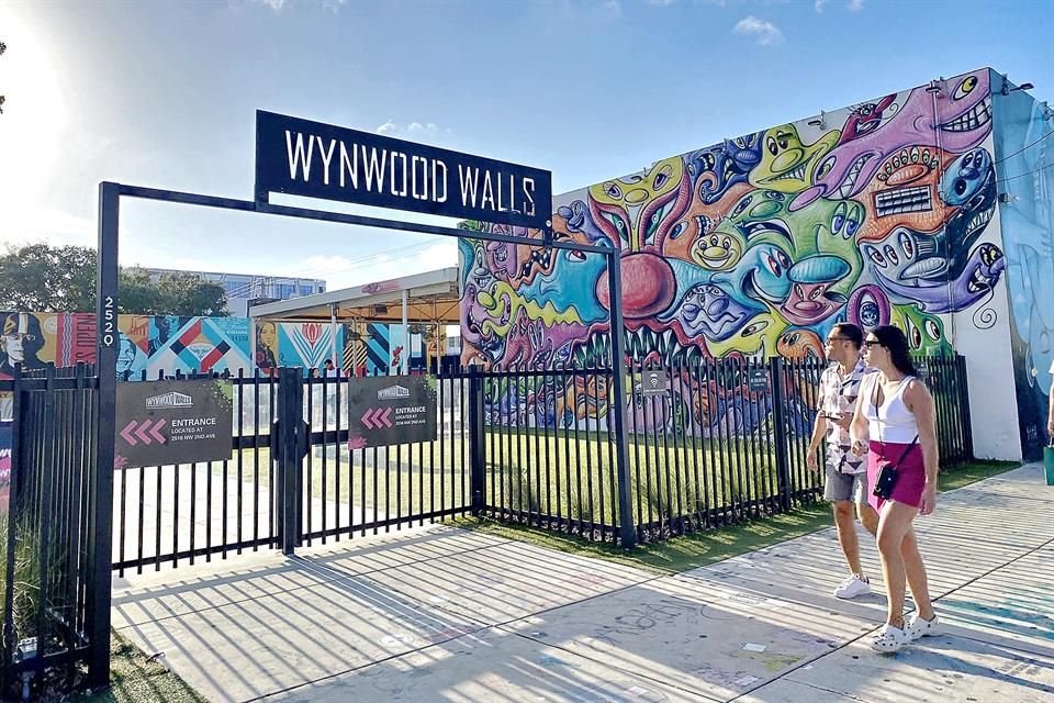 El encanto de Wynwood Walls reside en que, en sus paredes, se exhibe el trabajo de artistas de todo el mundo.