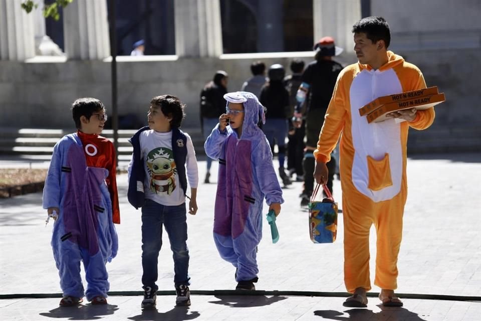 Familias salieron a los parques de la CDMX a disfrutar el Día de Reyes.