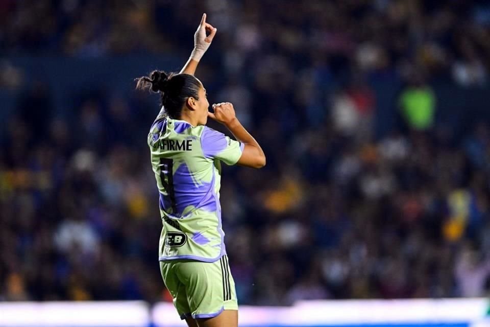 Stephany Mayor marcó el único gol del partido.