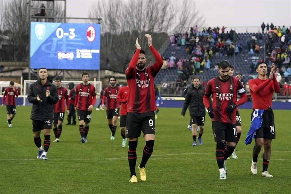 Olivier Giroud celebró este domingo su décimo tanto de la campaña.