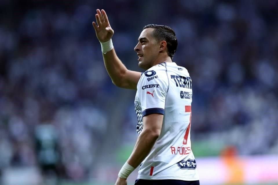 Rogelio Funes Mori será nuevo jugador de los Pumas a partir de este torneo.