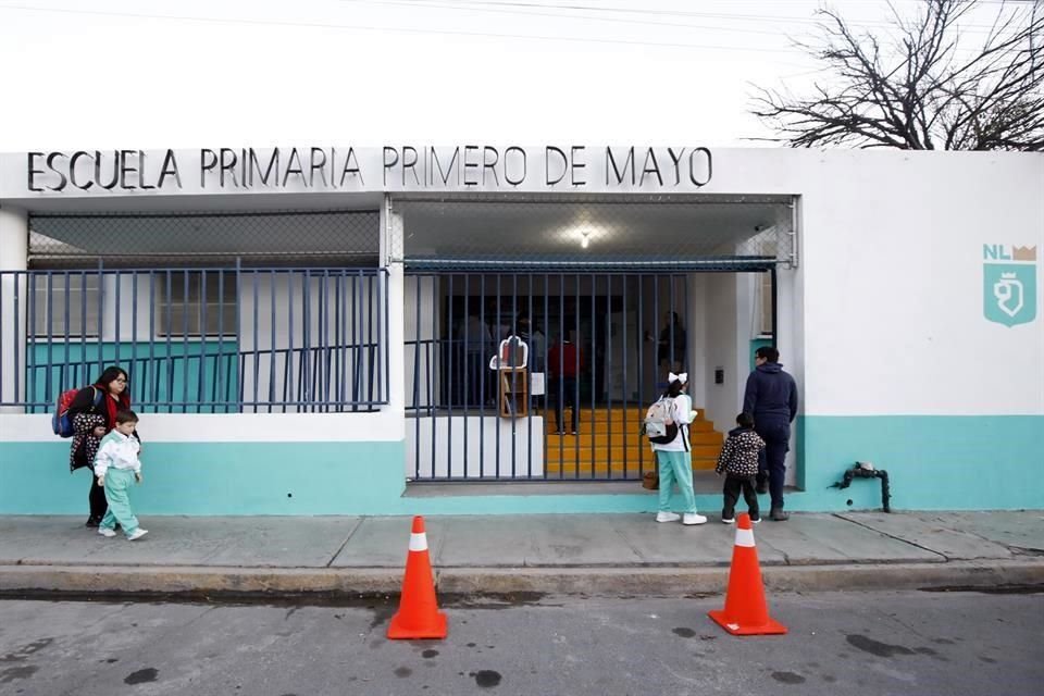 La ceremonia de regreso a clases fue en la Escuela Primero de Mayo-