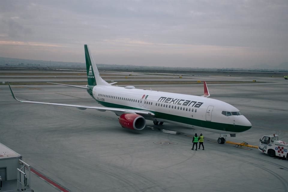 Mexicana de Aviación efectuó 316 vuelos y transportó a 33 mil 325 viajeros sólo en el primer mes de este año.