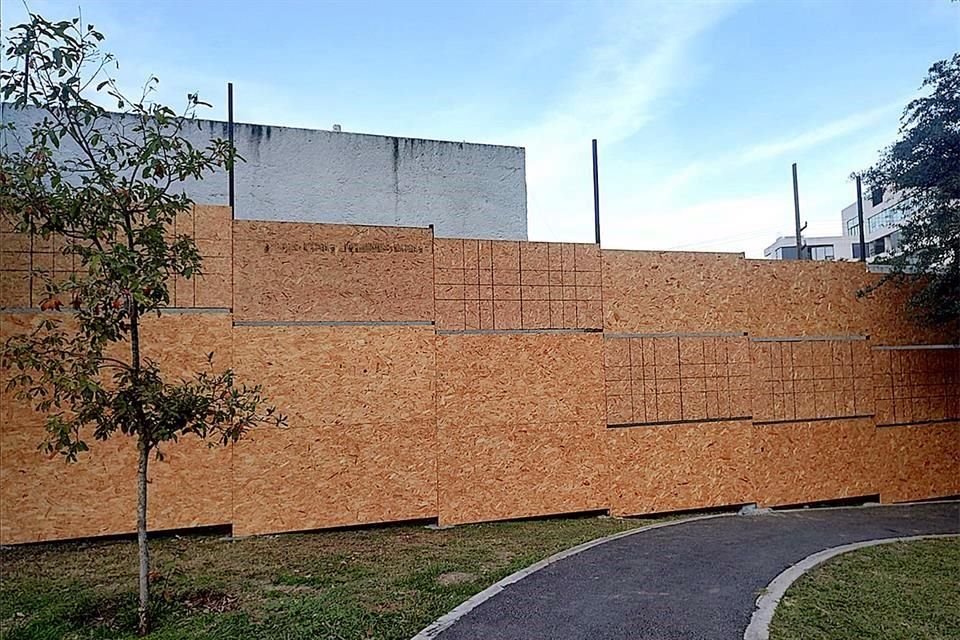 Los trabajos de remodelación del edificio de correos ascienden a 11 millones 283 mil 551.42 pesos.