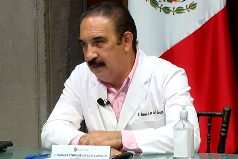 Manuel de la O, Secretario de Salud estatal.