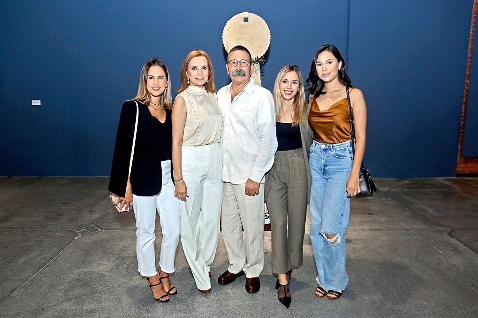 Daniela Galán, María Teresa Fernández de Galán, Sergio Galán, Sofía Galán y Teresa Galán