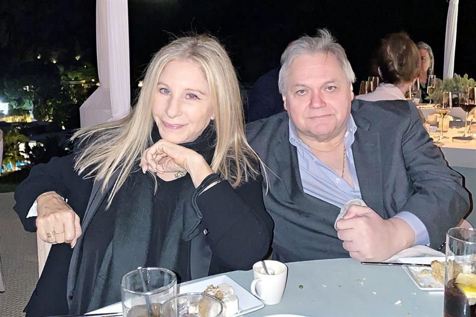 Junto a Barbra Streisand