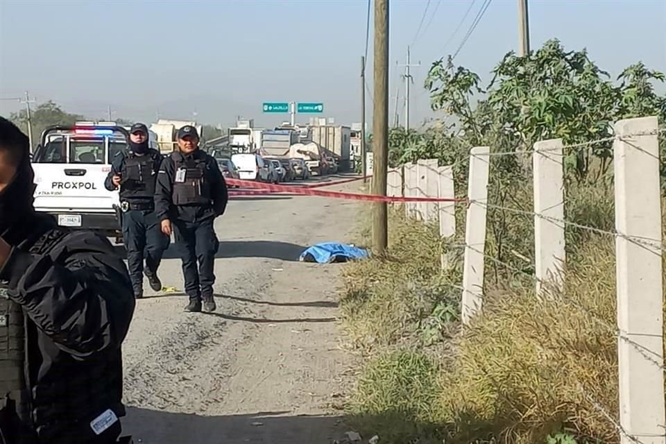 El cuerpo fue hallado a un a un lado del Libramiento.