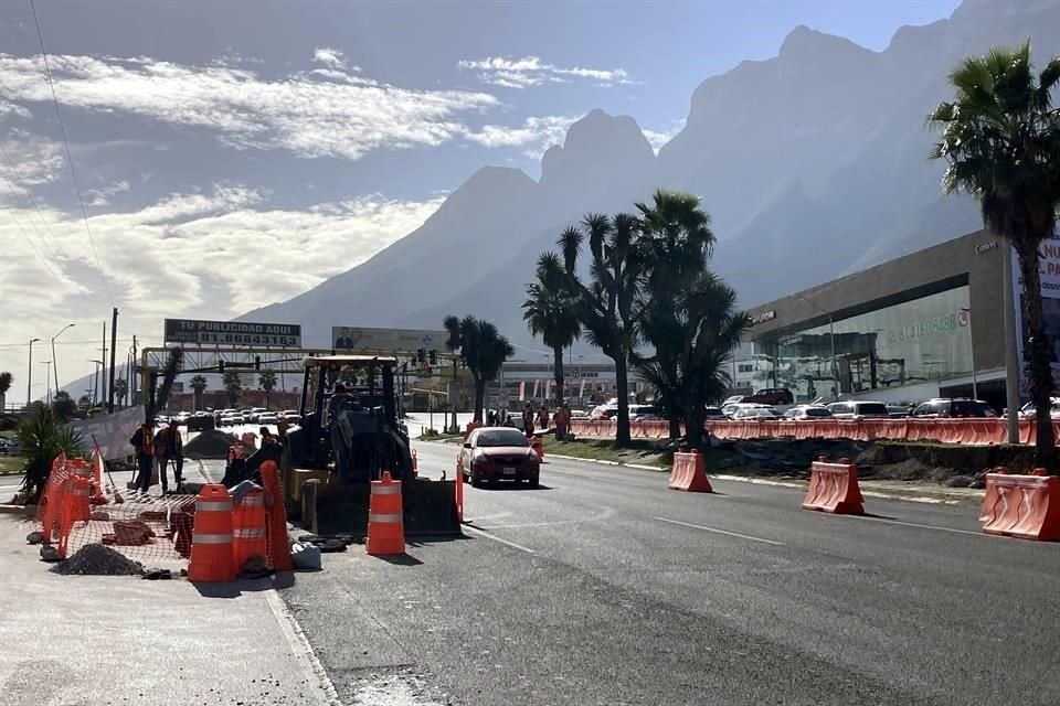 Se estará habilitando una conexión de las calle Alejandro de Rodas entre Cumbres San Agustín y Puerta de Hierro que se pretende sea utilizada por vecinos de la Avenida Puerta de Hierro.