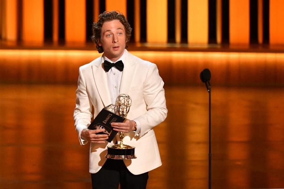 Jeremy Allen White se llevó un galardón.