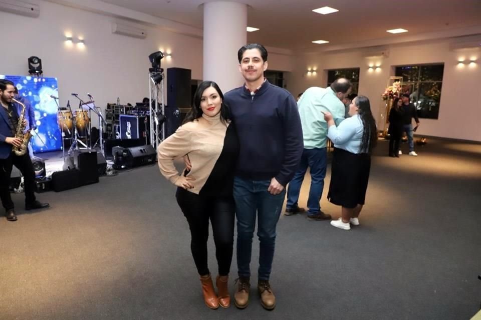 Lizeth Cisneros y Luis Casares