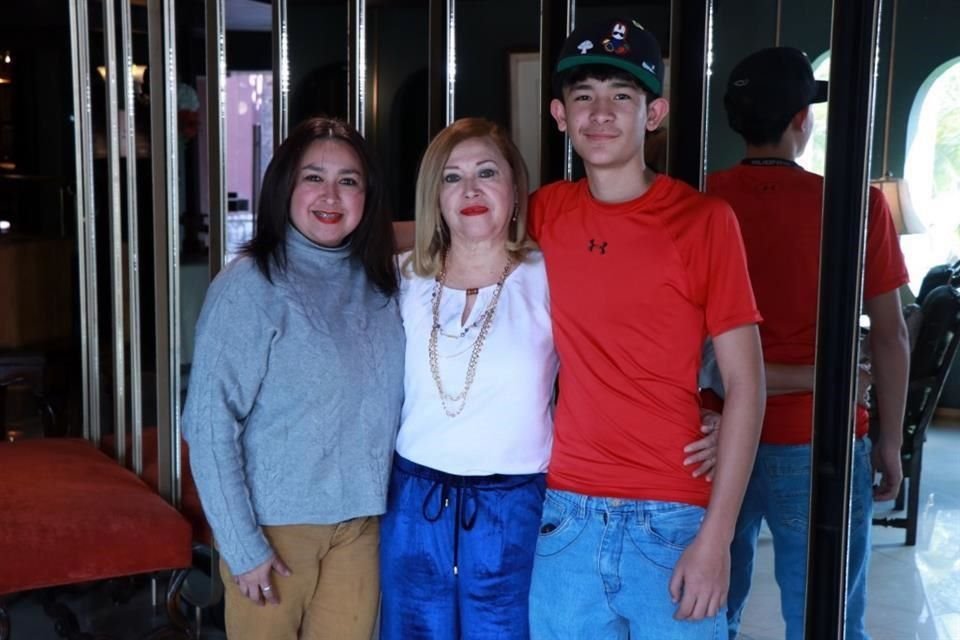 Sarahí García, Ercilia Guadalupe Rodríguez y Elías García