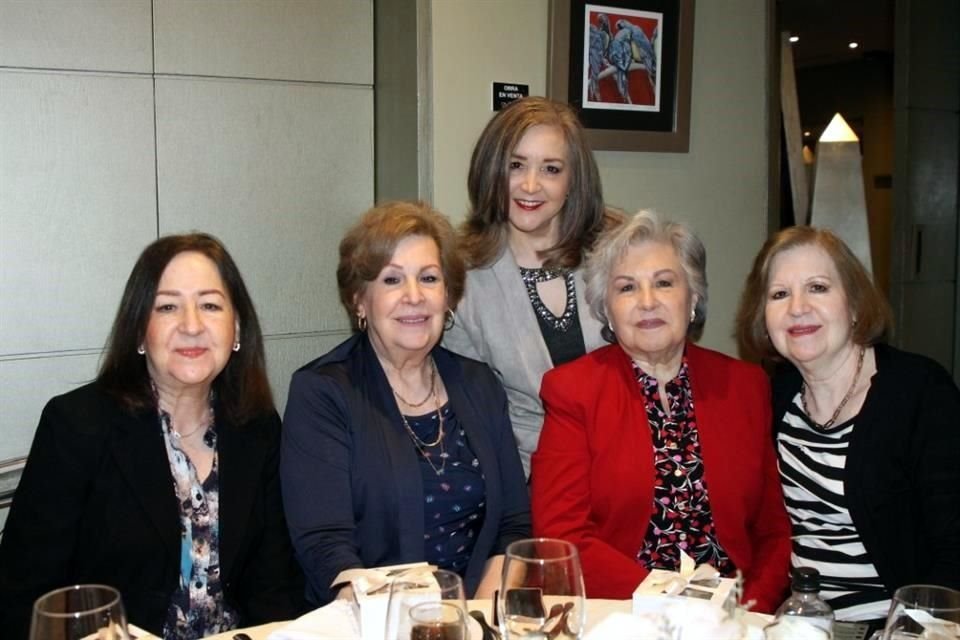 Gloria Leal, Elsa Salazar, Elvia Salazar, Gloria Salazar y Lilia Salazar