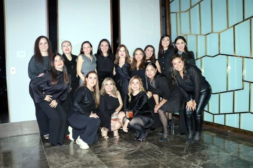 Brenda Rentería, Yami Carranza, Lizcelly Karla Moreno, Myrna González, Jaramy González, Ingrid Smith, Cecy Calvillo, Yanín Zamarripa, Catalina Hernández, Flor Lozano, Alma Argüelles y Mayté Argüelles