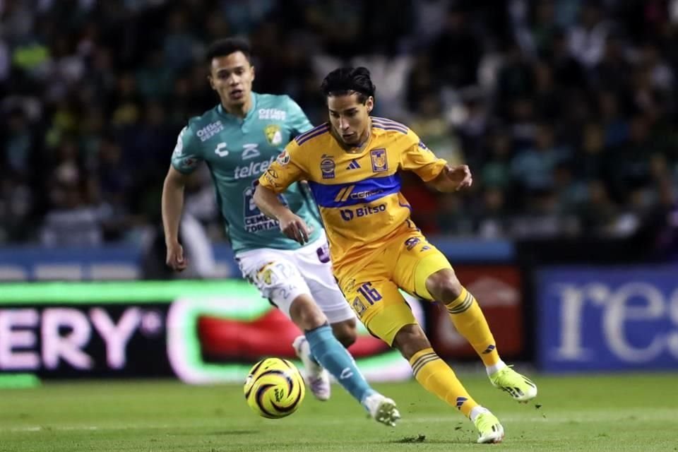 Repasa las imágenes del primer tiempo en el León-Tigres.