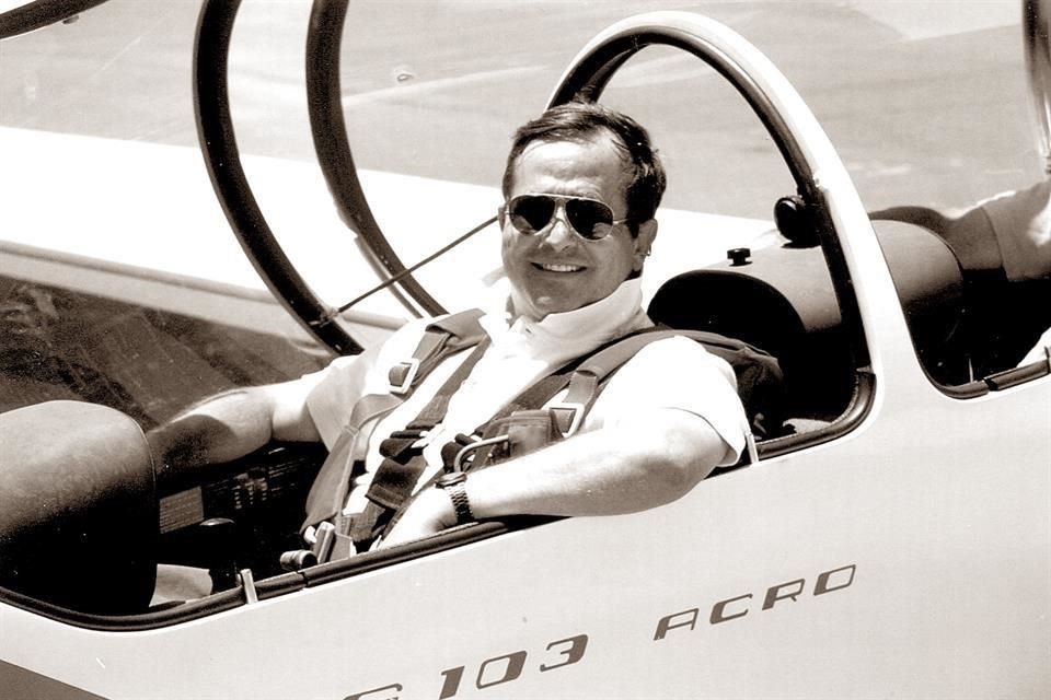 Una de las grandes pasiones de David fue la aviación. Incluso, fue fundador de la Federación Mexicana de Pilotos y Propietarios de Aviones