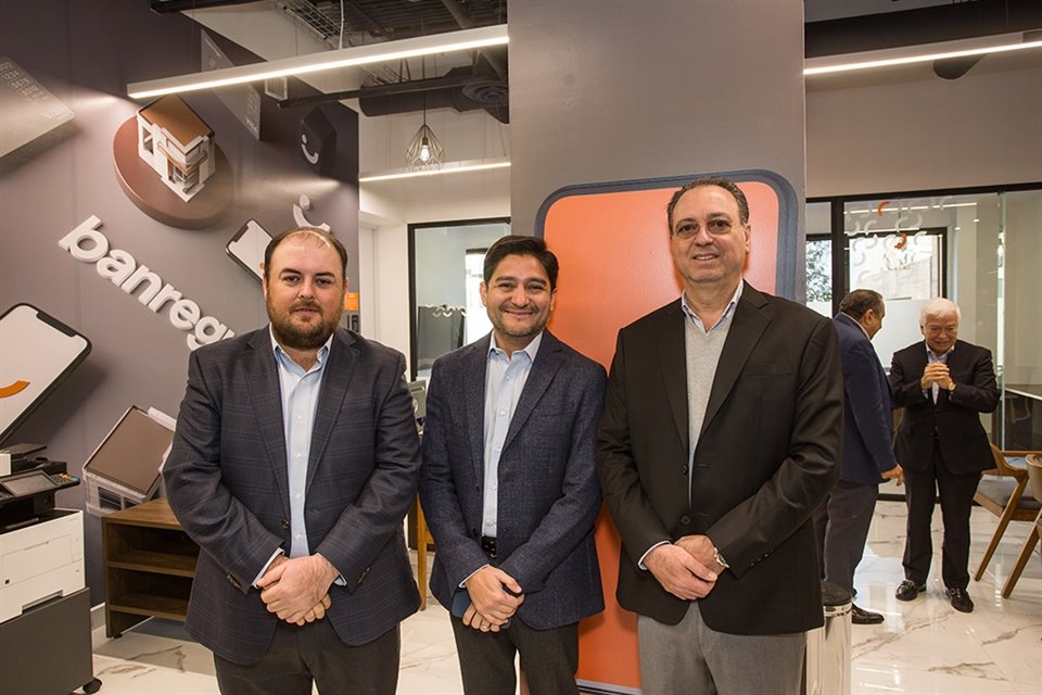 Jesús González, Enrique Cisneros y Jorge Reyes