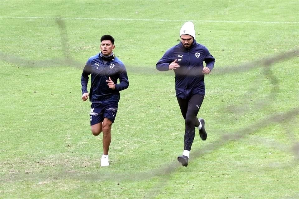 Jesús Gallardo entrenó por separado en las instalaciones de El Barrial.