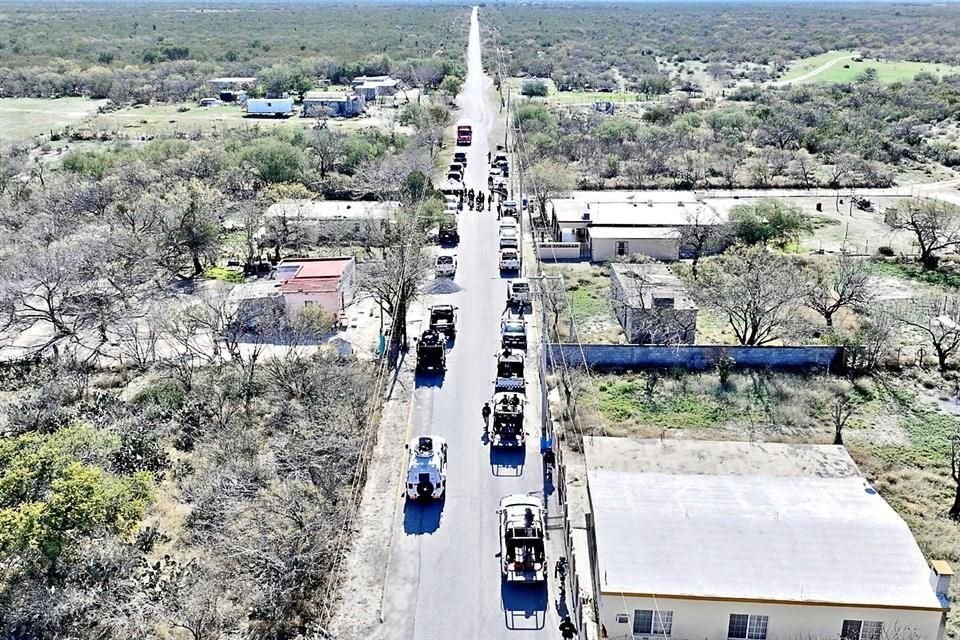 Tras la denuncia de desaparición, las autoridades iniciaron la búsqueda y rastreo por los alrededores de Vallecillo y Sabinas Hidalgo.