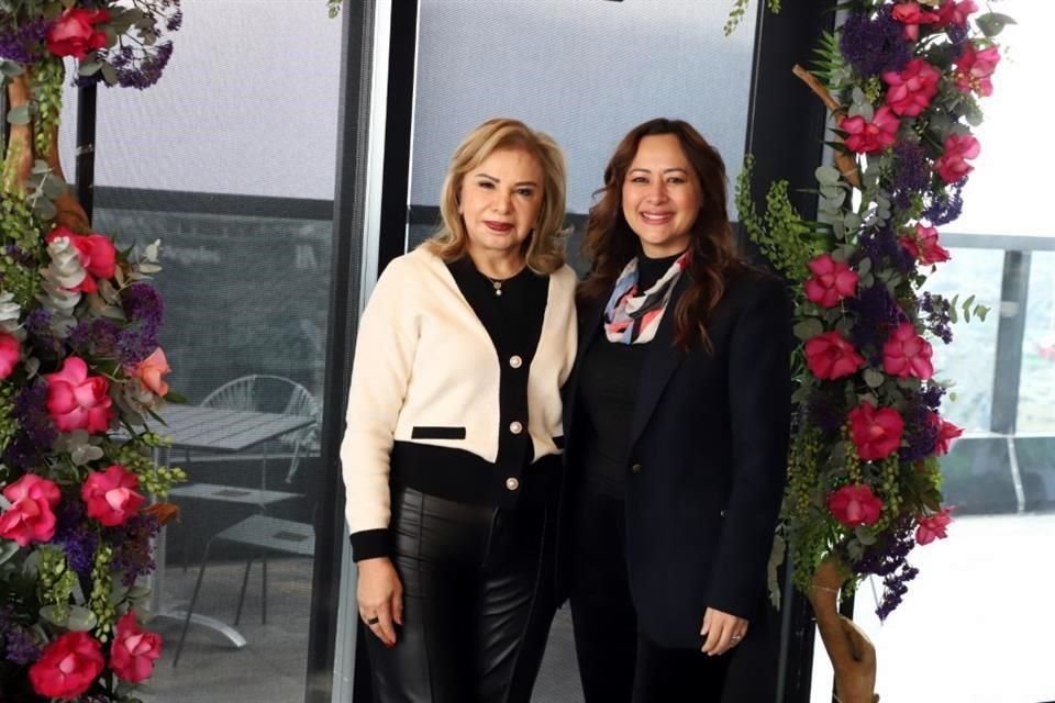 Tere Herrera y Gloria Morales