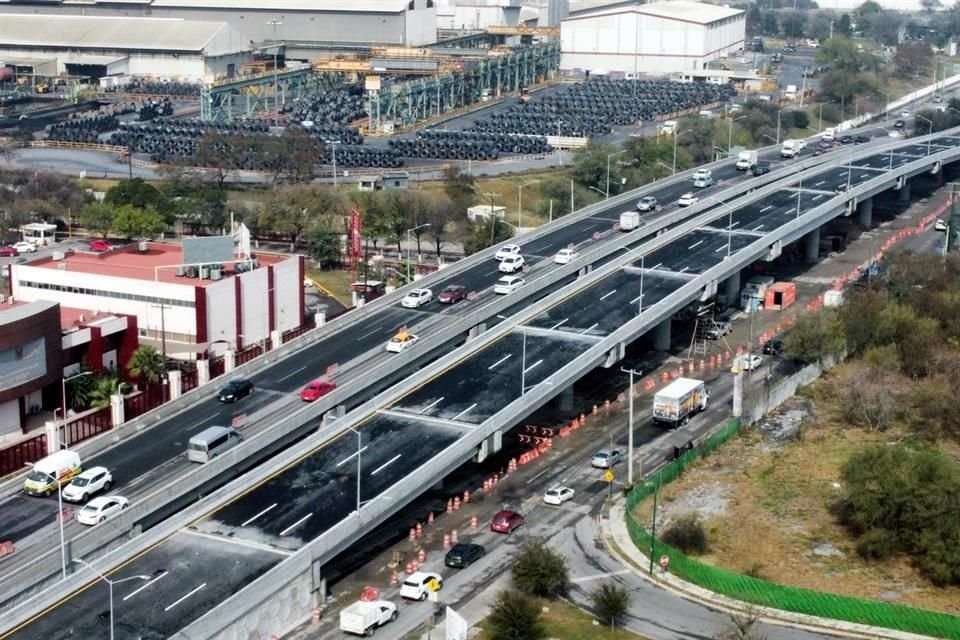 El Alcalde de Monterrey informó que la obra beneficiará a 110 mil conductores al día.