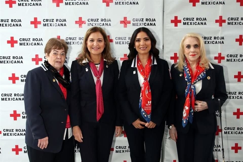 María de la Luz Martínez de Roffe, Nelva Ramírez de Garza, Mónica Díaz de Zambrano y Tey González de Salas