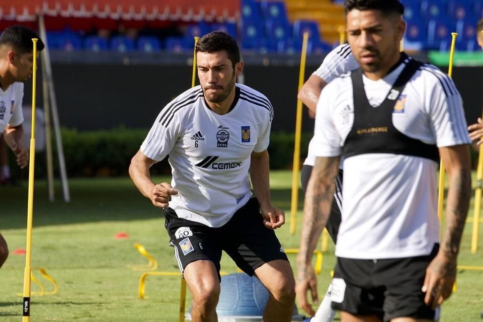 Llegó apenas el viernes, ese mismo día hizo pruebas físicas y médicas y Vigón ya entrenó este sábado con Tigres.