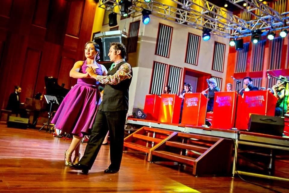 De acuerdo con el director Arturo Ávila, han pasado varias décadas en que no se han compuesto un danzón en NL.