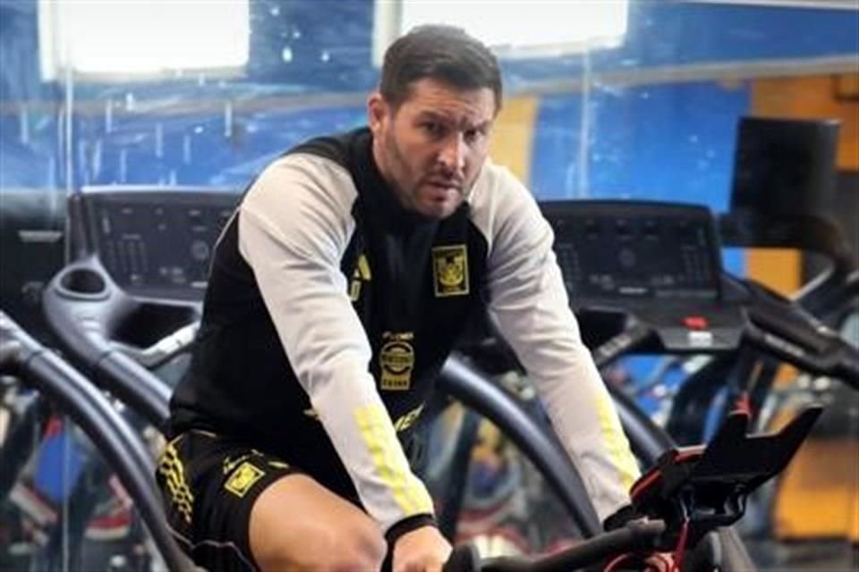 André-pierre Gignac sigue entrenando por separado.