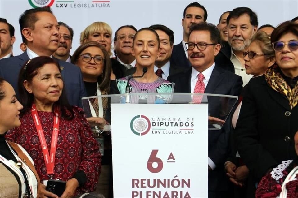 Claudia Sheinbaum aseguró que la Línea 12 del Metro, que reabrió hoy 6 estaciones del tramo elevado que colapsó en 2021, es segura.