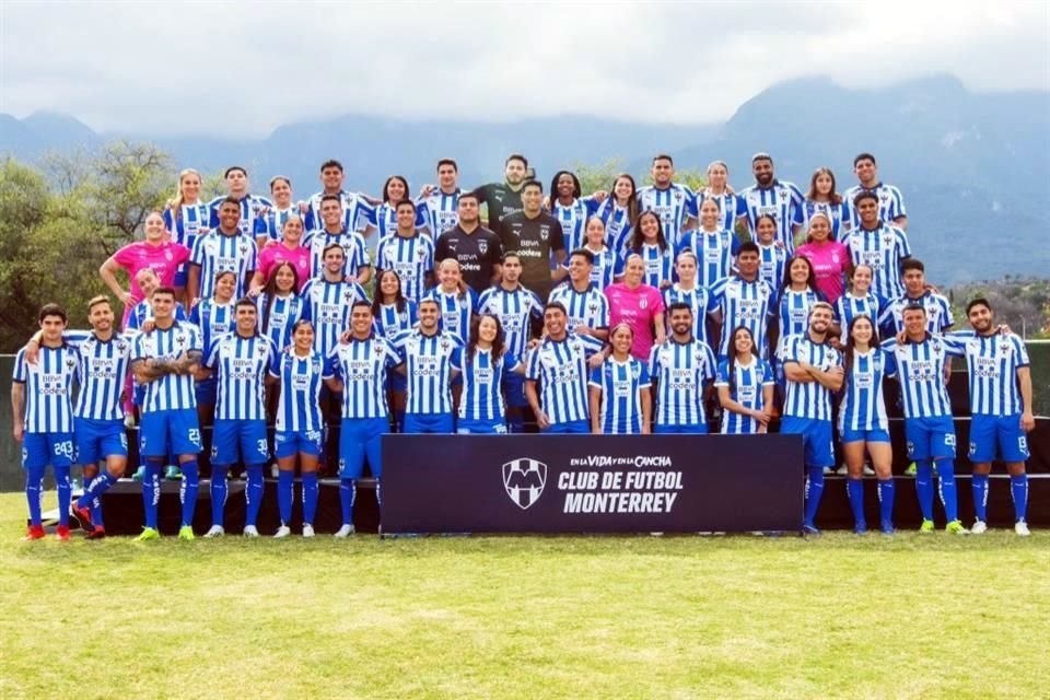 Rayados y Rayadas posaron para la fotografía oficial del Torneo Clausura 2024.