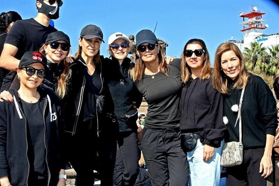 Cordelia Elizondo, Adriana Santos, Graciela Maldonado, Érika Lankenau, Rosa María Oliver, Cecy Madero y Maco Pardo