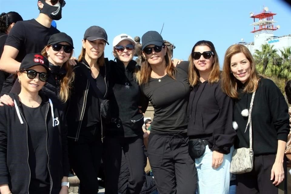 Cordelia Elizondo, Adriana Santos, Graciela Maldonado, Érika Lankenau, Rosa María Oliver, Cecy Madero y Maco Pardo