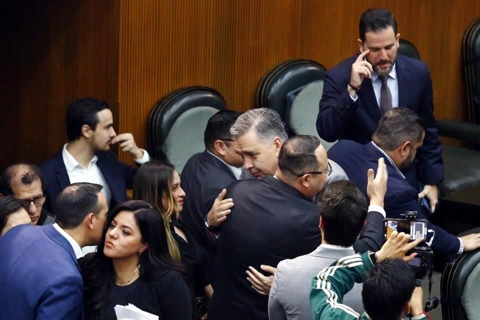 Fernández se despidió de los Diputados del Congreso.