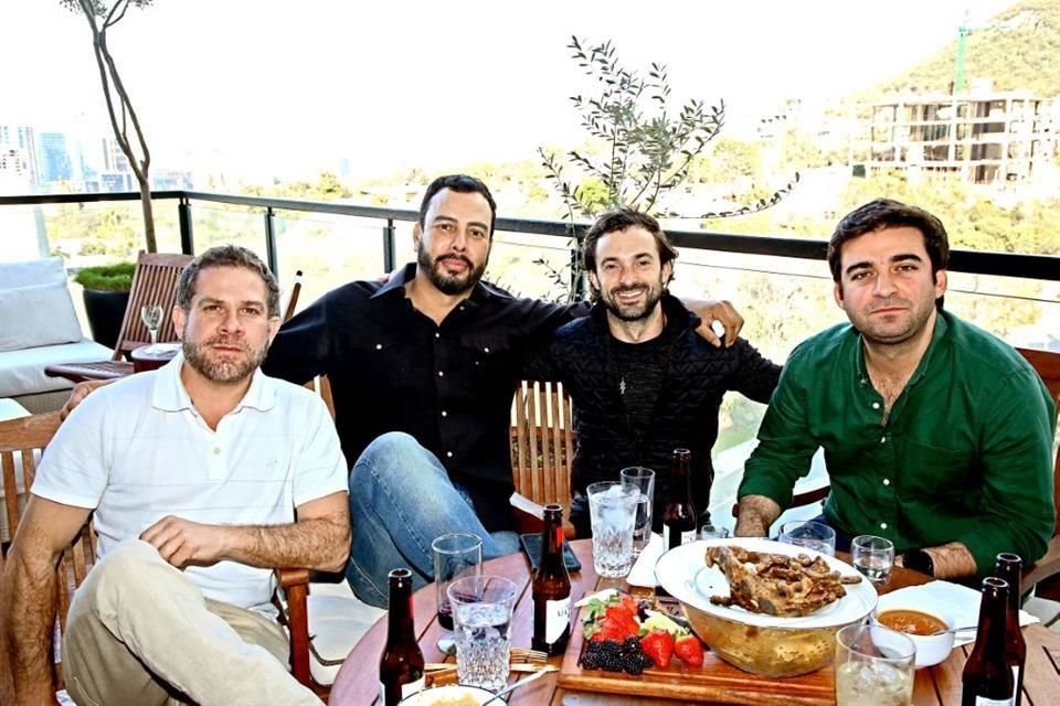 Romero Gutiérrez, David Bermeo, Jaime Valdés y Eduardo Esquer