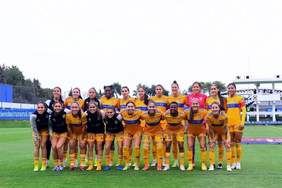 Con doblete de Alison González, Tigres Femenil derrotó 2-1 de visita a Cruz Azul para mantener paso perfecto de 6 ganados en 6 juegos.