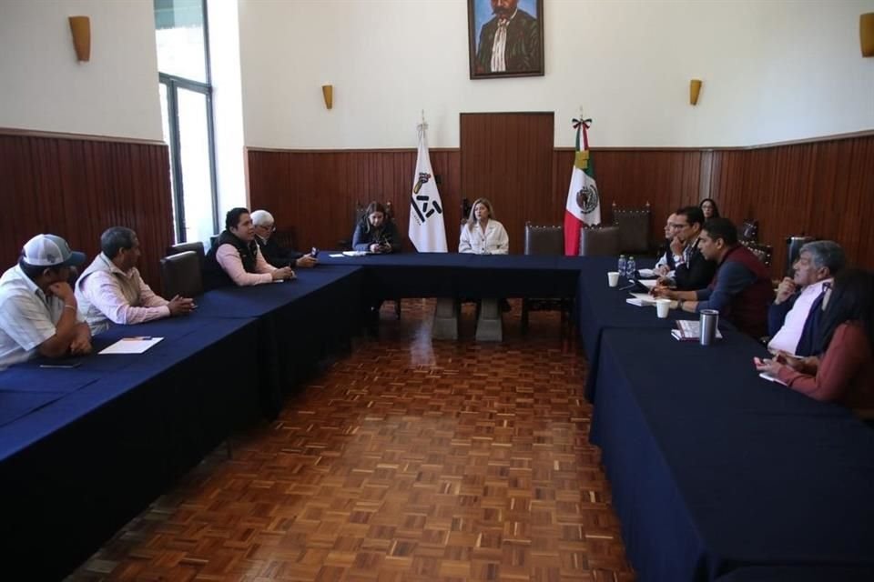 Otro de los compromisos de los directivos de Sacmex fue iniciar un programa de revisión, sustitución o instalación de válvulas para evitar servicio deficiente en las garzas.