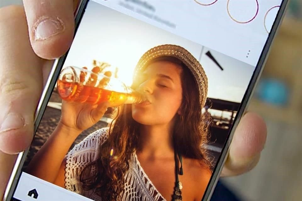 Esta semana, las historias de Instagram en todo el mundo han estado inundadas de instantáneas nostálgicas del idealismo juvenil.