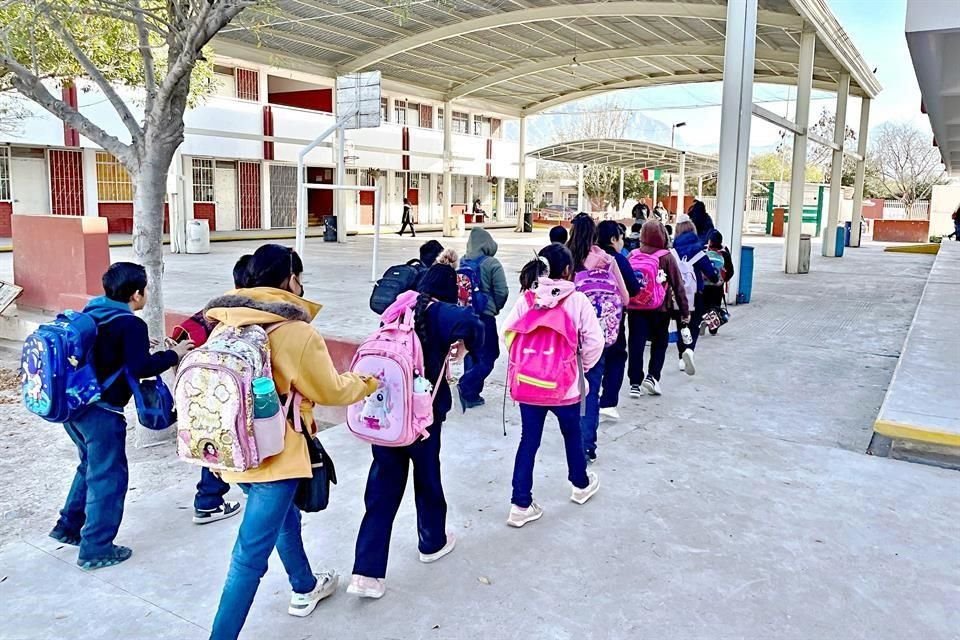 Los niños de tercer grado que alcanzaron altos puntajes en la evaluación Nuevo León Aprende, ahora están en cuarto grado de primaria.