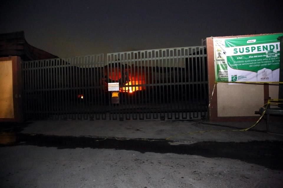 Una columna de humo alertó a vecinos de la zona.