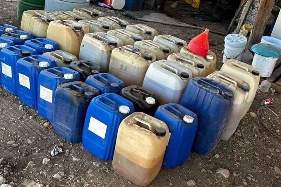 Entre lo asegurado había 66 bidones con diverso material sintético.