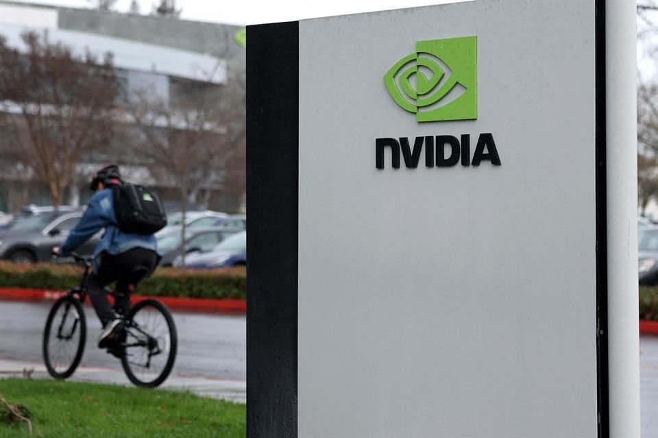 Entre los clientes de Nvidia se encuentran OpenAI, Microsoft, Alphabet y Meta.