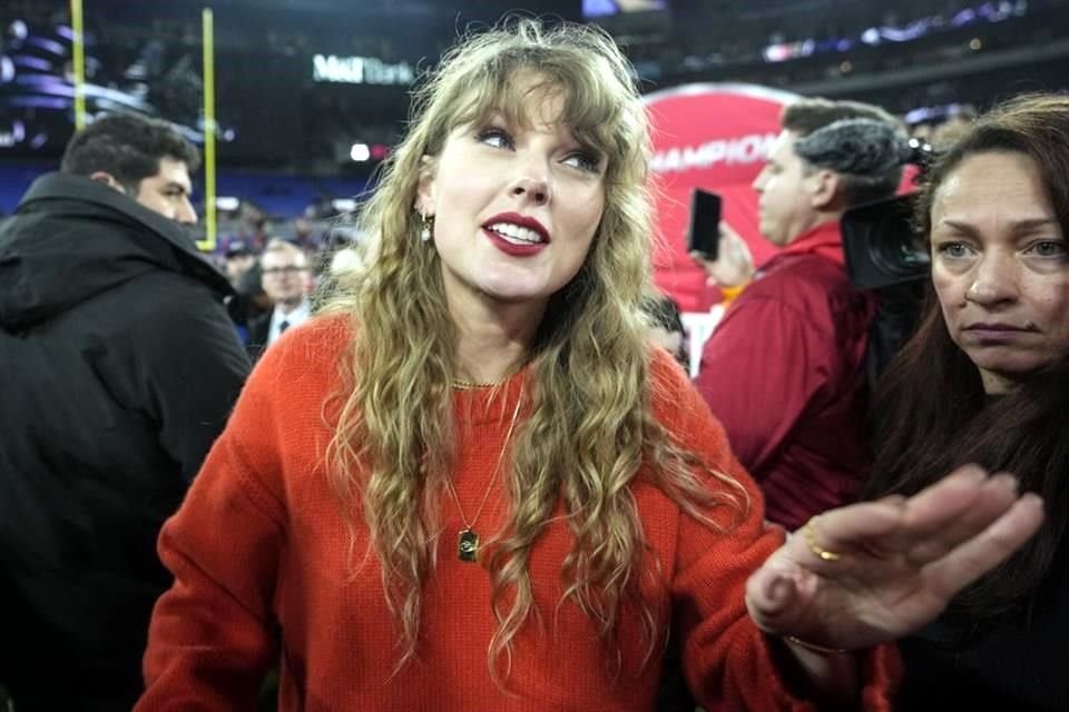 Los anuncios llenos de famosos y Taylor Swift apoyando a Travis Kelce pronostican niveles récords de audiencia en el Super Bowl LVIII.